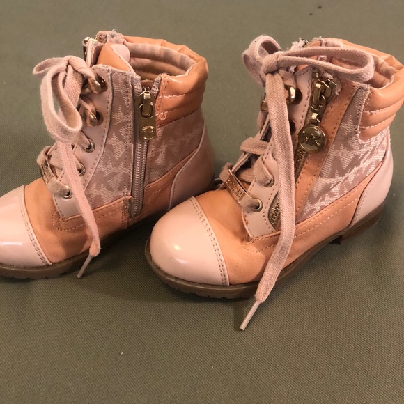 Michael Kors Other - Lovely Michael Kors Toddler sz 7”pink color boots